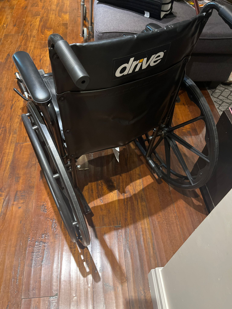 Drive Medical Black Wheelchair - photo 2