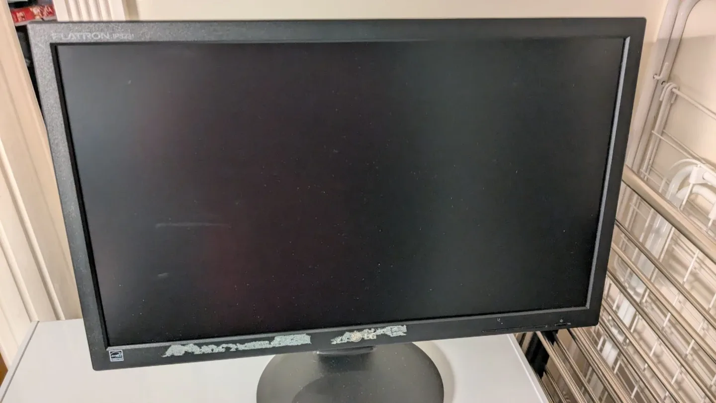 #Cleanout.  LG Flatron IPS231 23" Monitor