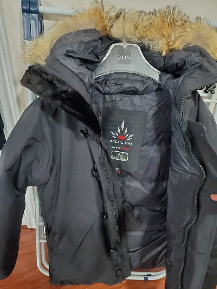 Arctic Bay Black Winter Parka - Size M image indicator(4)