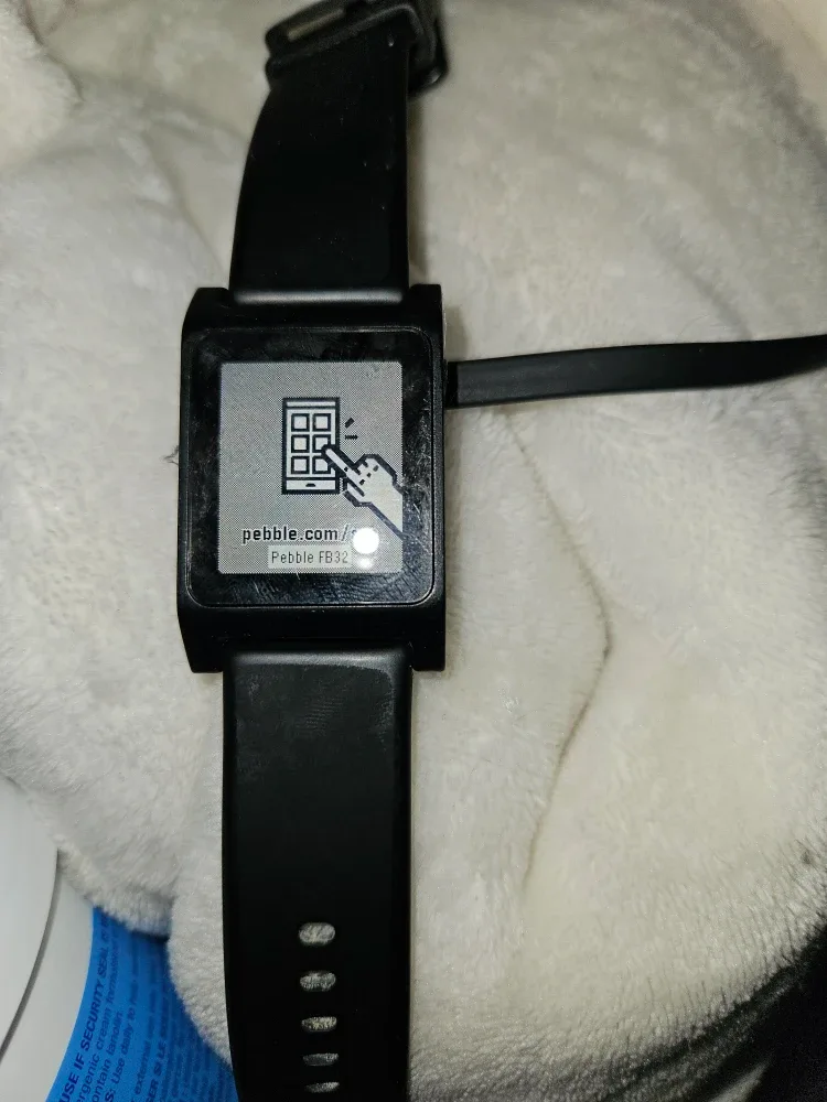Pebble FB32 Smartwatch