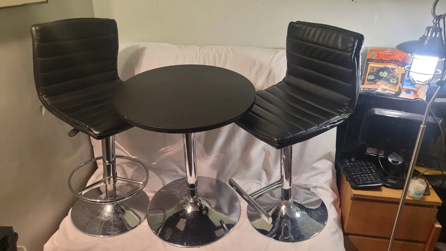 Bar Table with 2 Stools - Black image indicator(4)