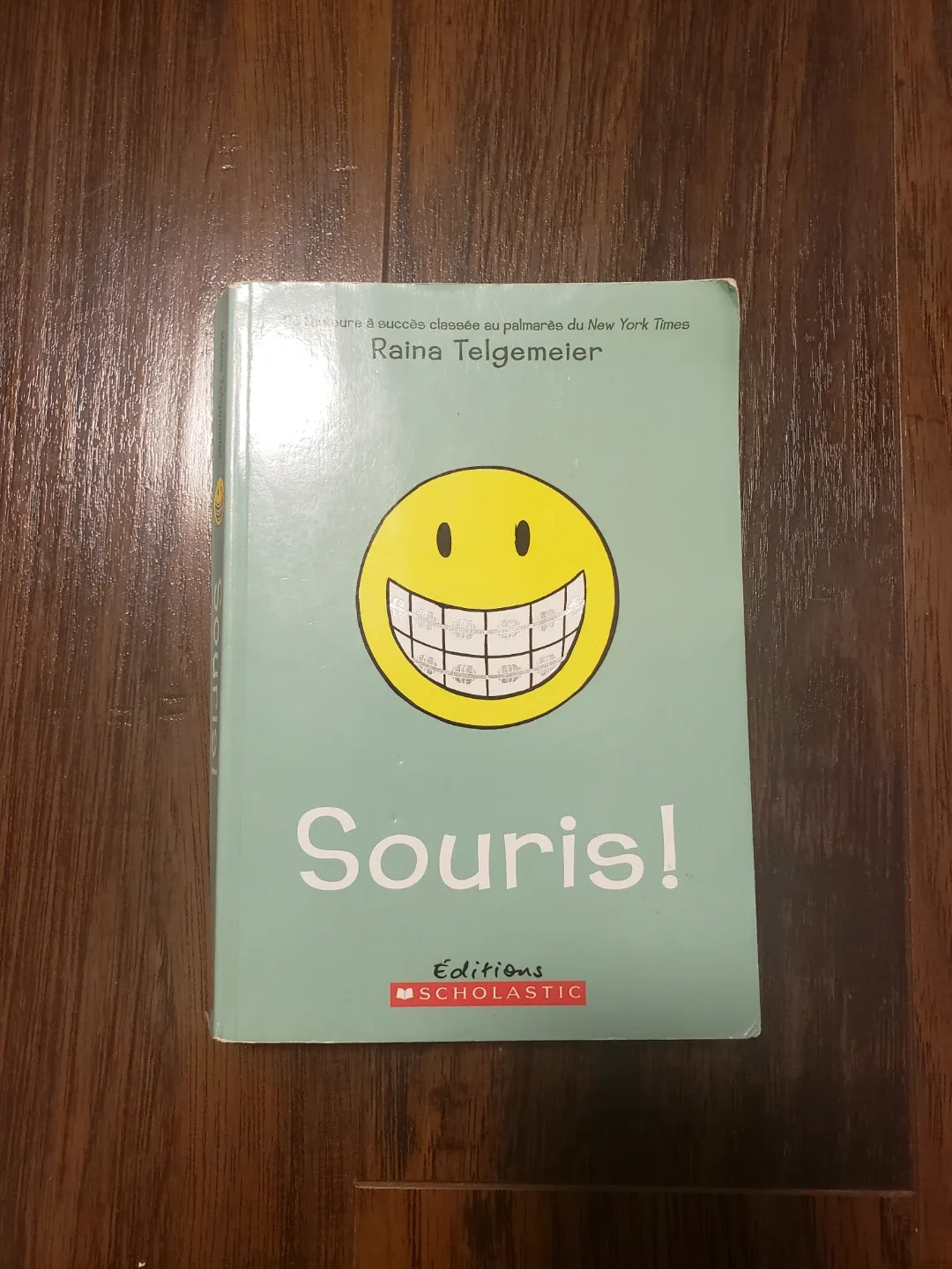 Souris! by Raina Telgemeier FRENCH