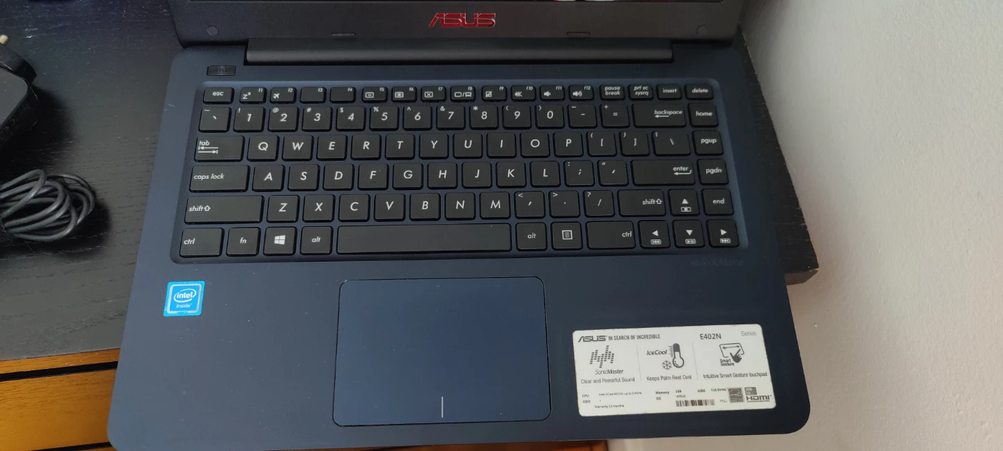 ASUS F402N Laptop - photo 2