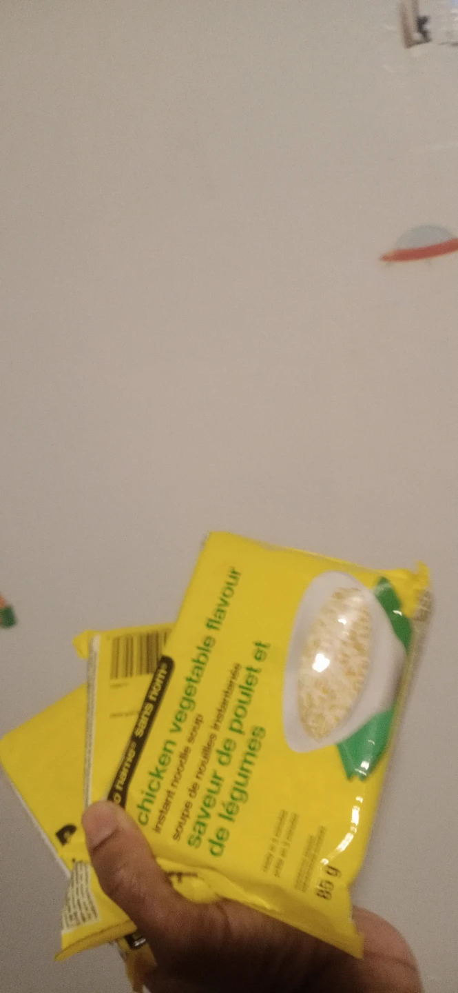 No Name Chicken Vegetable Flavour Instant Noodle Soup