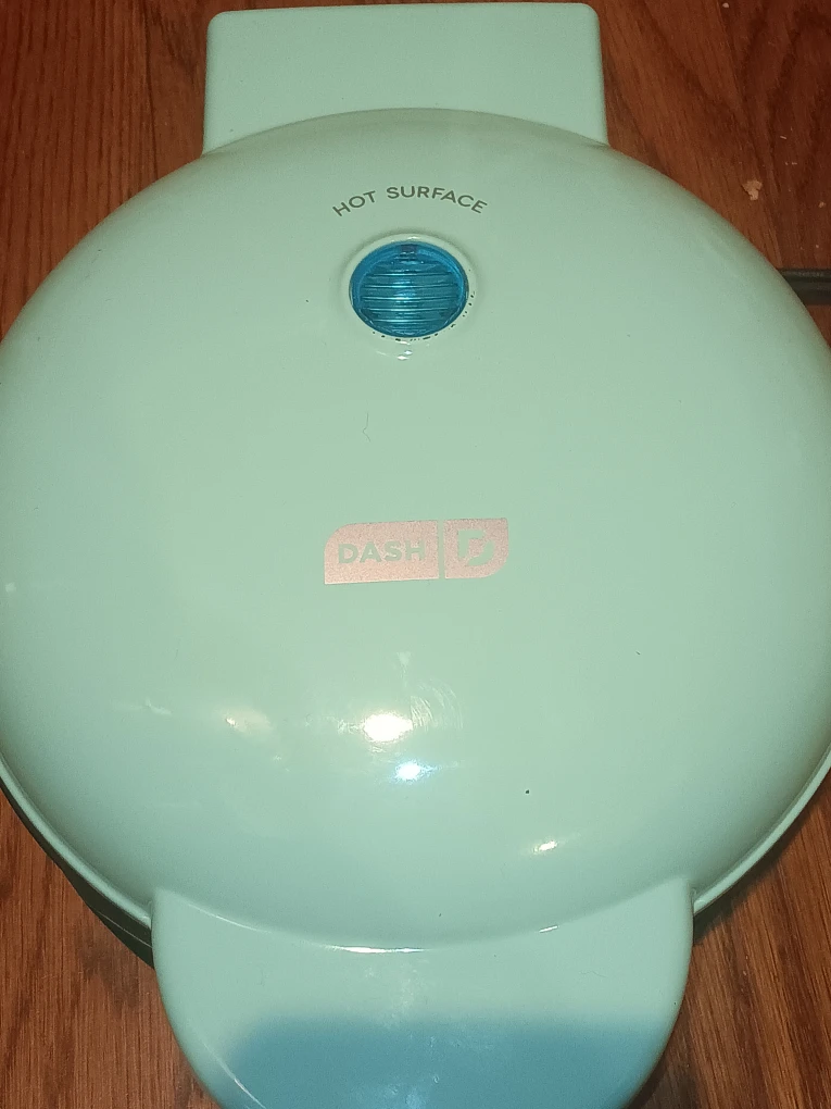Dash Mini Donut Maker - Mint Green