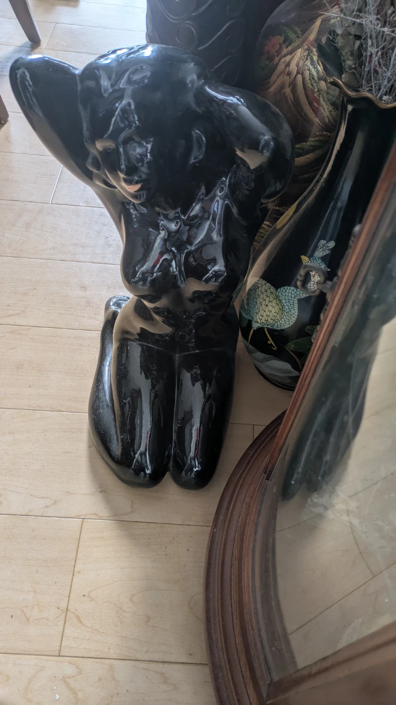Black Ceramic Kneeling Woman Statue - photo 2