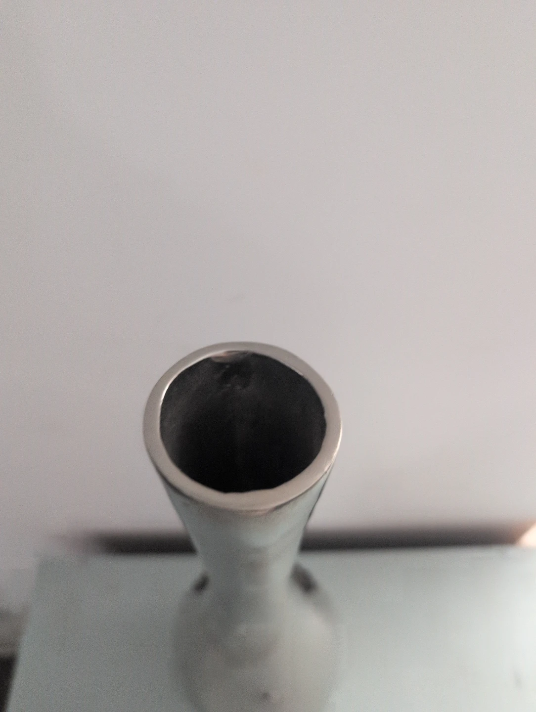 Silver Metal Vase - photo 2
