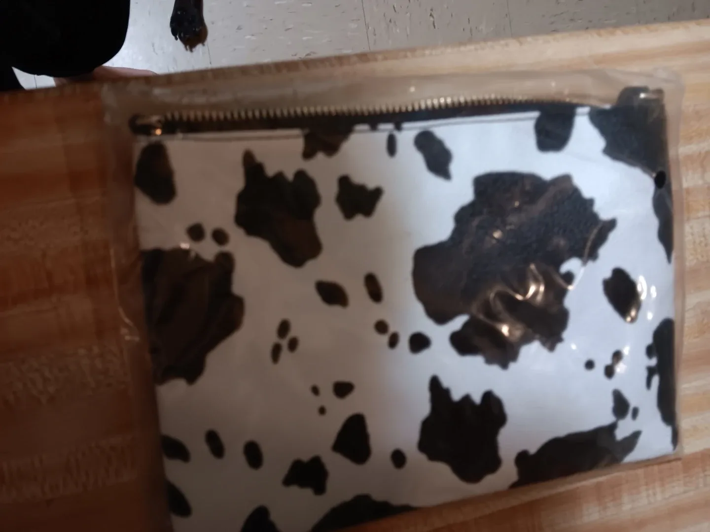 Cow Print Crossbody Bag"#Cleanout Koo image indicator(3)