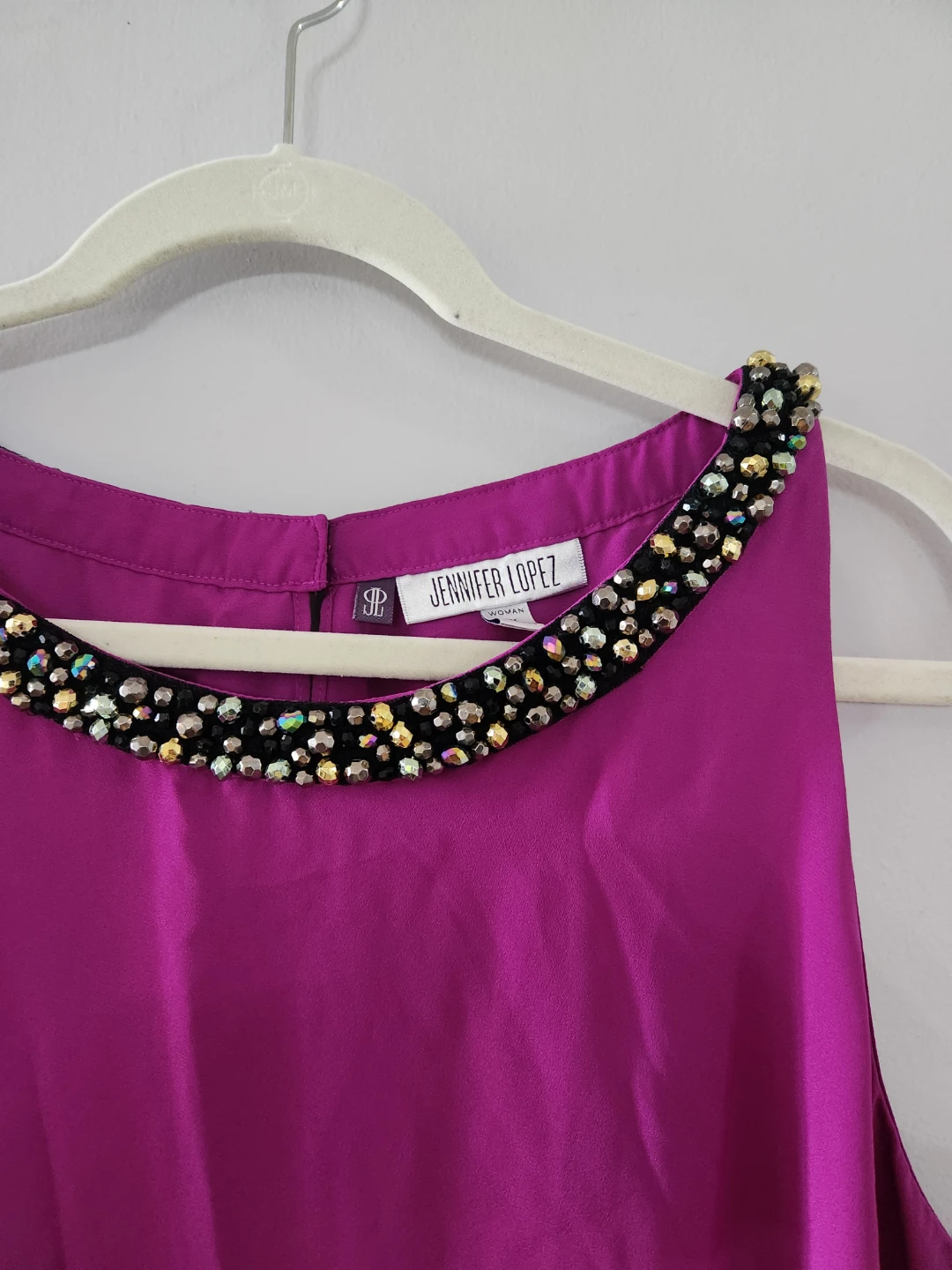Jennifer Lopez flowy halter top