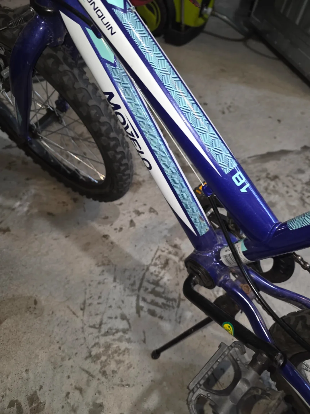 Movelo 18" Bike - Blue