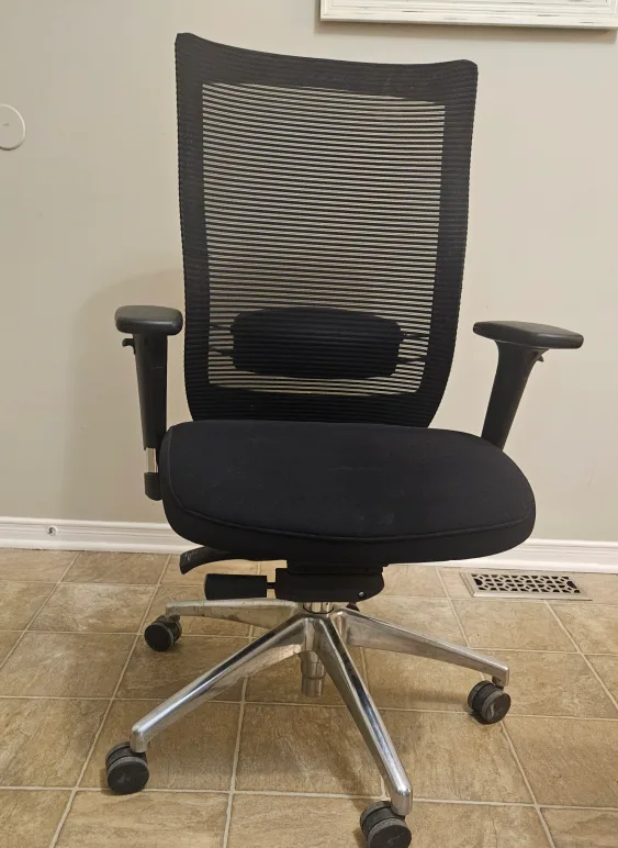 Black Mesh Office Chair