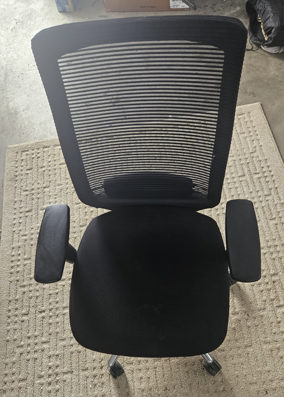 Black Mesh Office Chair - photo 2