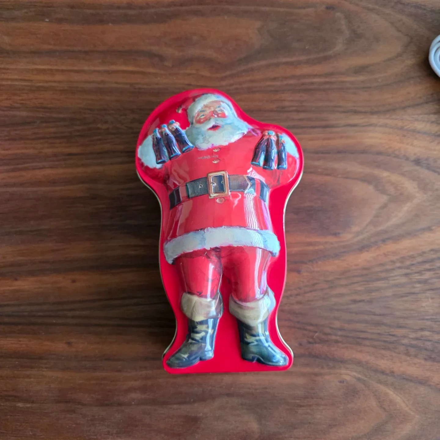 Coca Cola Santa Tin with 2 Decks of Playing Cards image indicator(2)