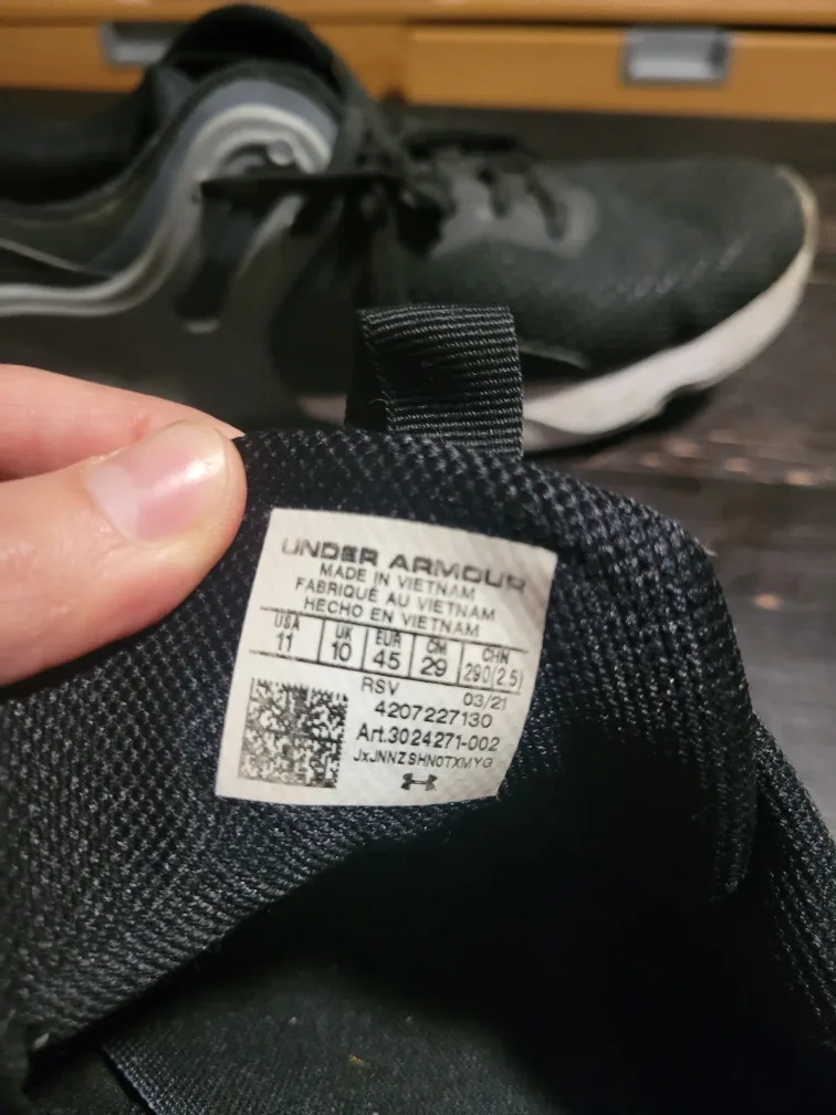 Under Armour HOVR Training Shoes - Size 11 image indicator(2)