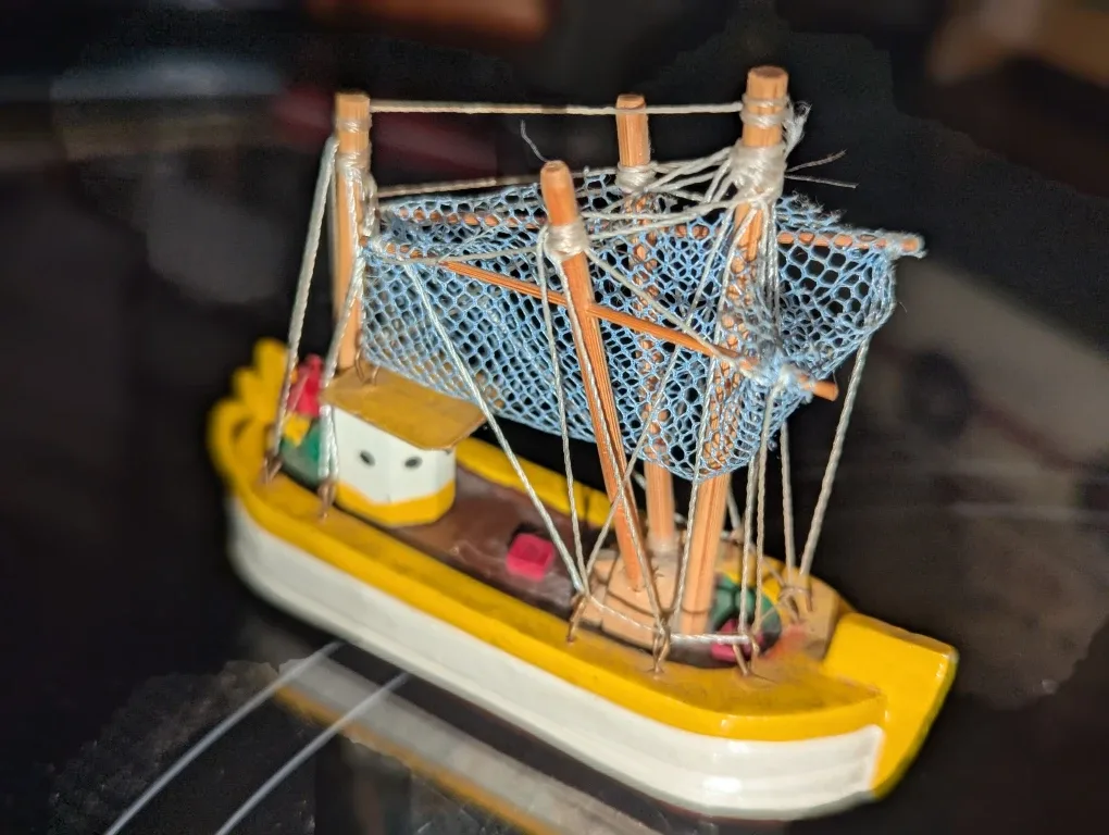 Handcrafted Wooden Model Fishing Boats image indicator(3)