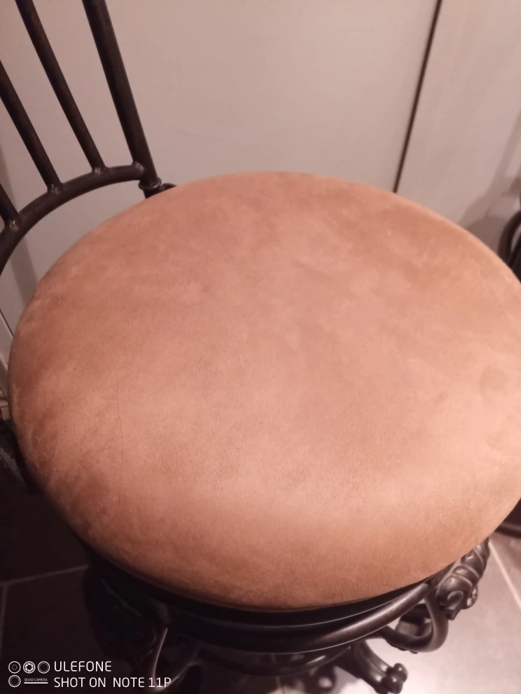 Set of 2 Metal Swivel Bar Stools - photo 3