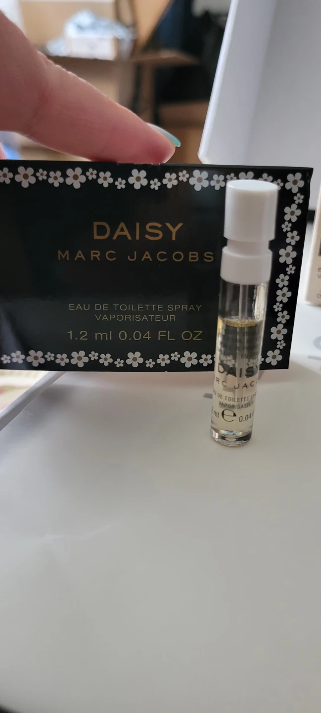 Variety of Fragrance Sample Vials - Tom Ford, Versace, More! - photo 4