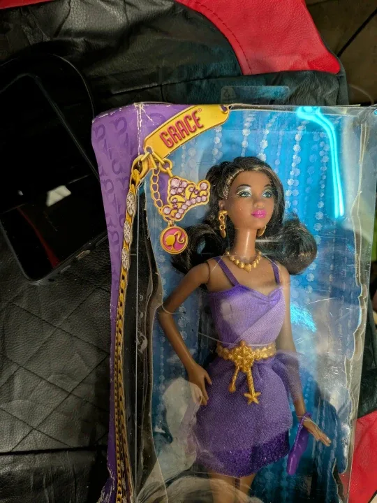 So In Style S.I.S. Barbie Grace Doll image indicator(2)