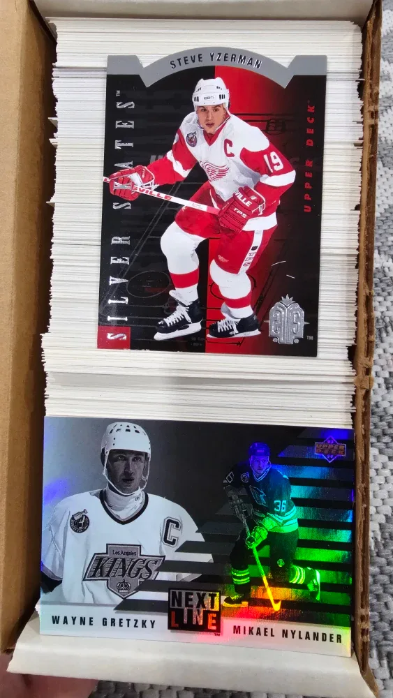 Hockey Cards image indicator(2)