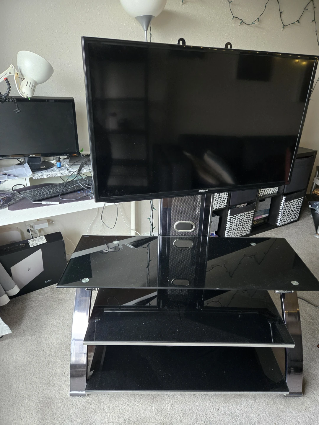 Black Glass TV Stand with Mount