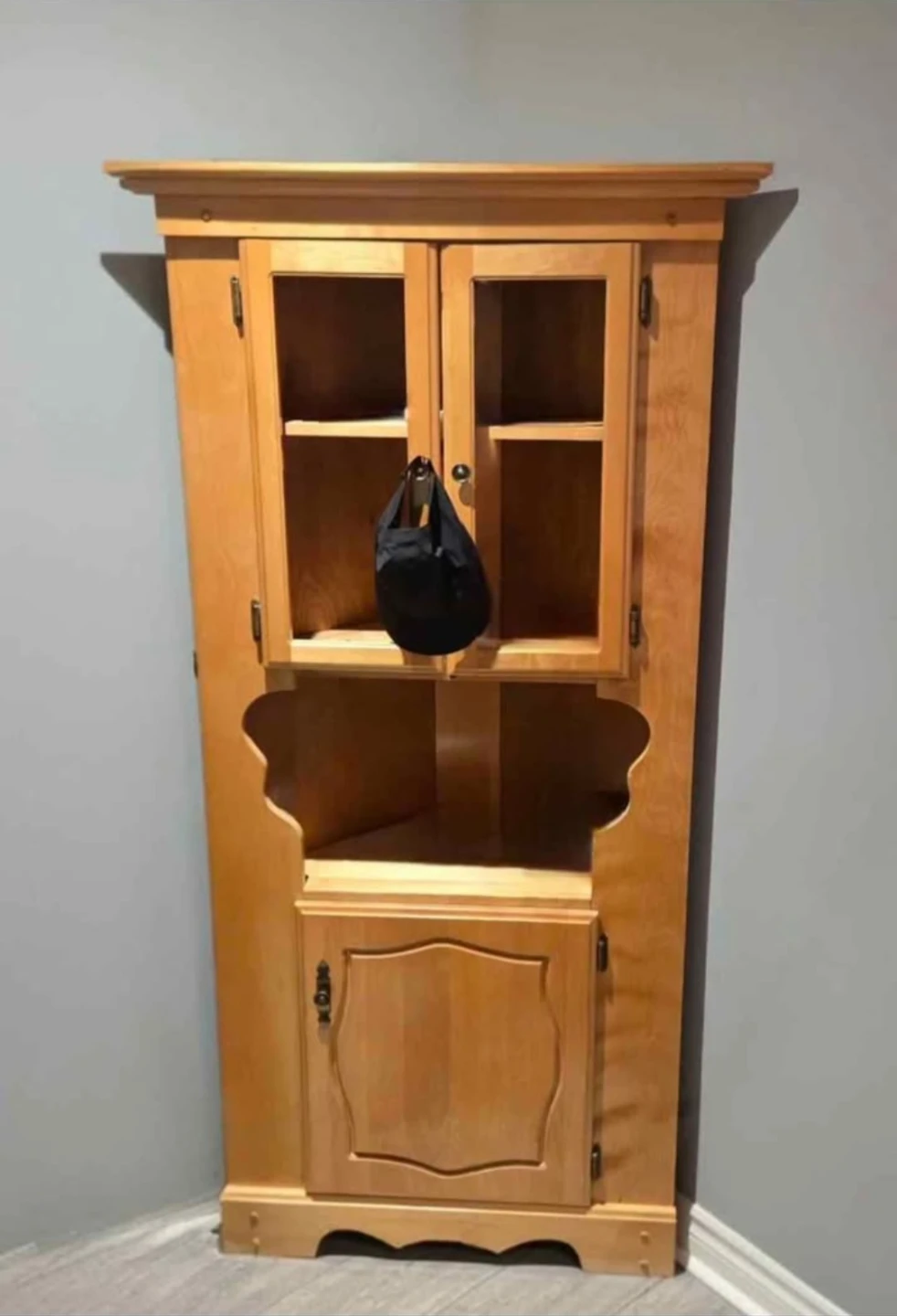 Corner Curio Cabinet
