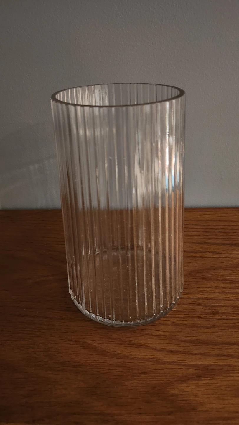 Clear Ribbed Glass Vase - photo 2