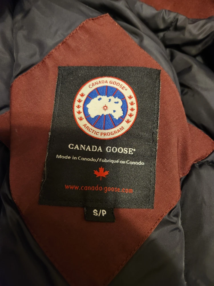 Canada Goose Expedition Parka - Size S - photo 5