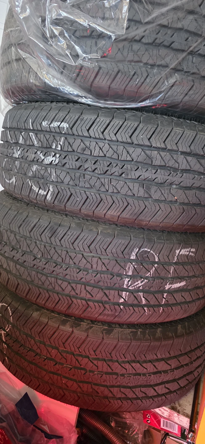 2025 Ford F-150 Lariat Take-offs 275/60R20 Hankook Dynapro HT
