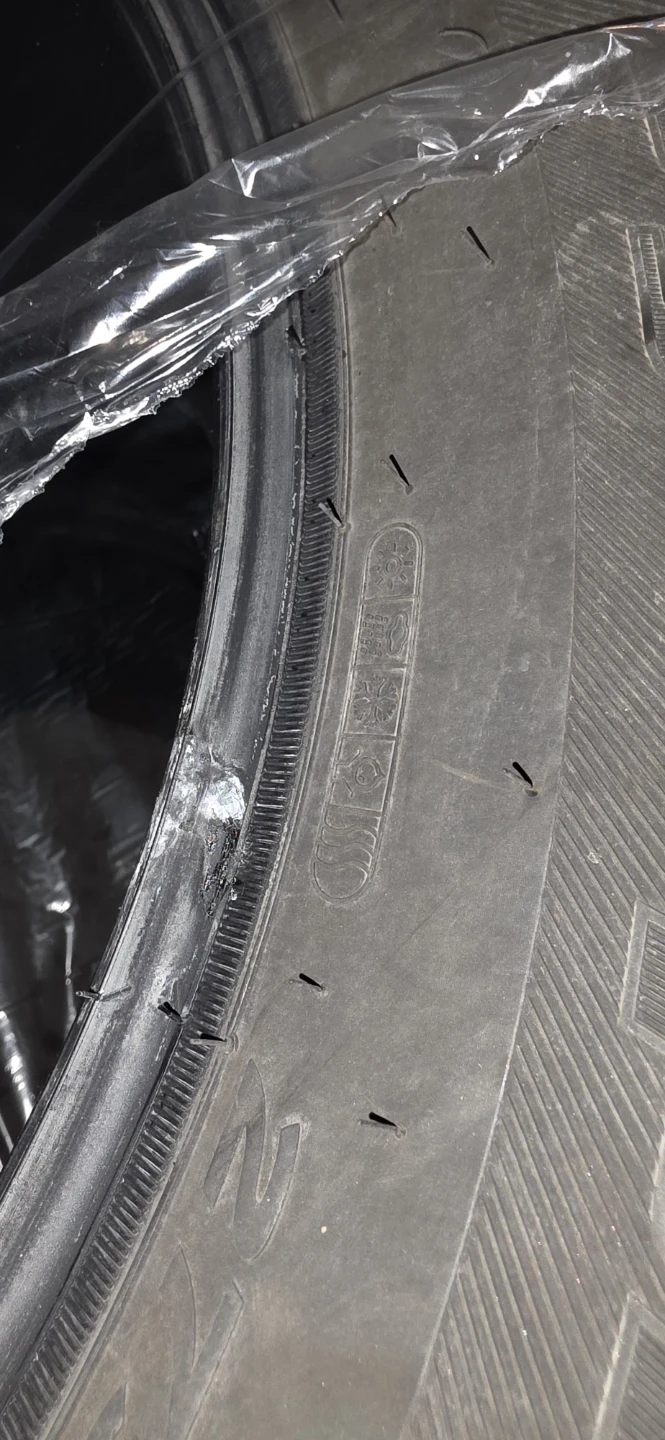 2025 Ford F-150 Lariat Take-offs 275/60R20 Hankook Dynapro HT - photo 3