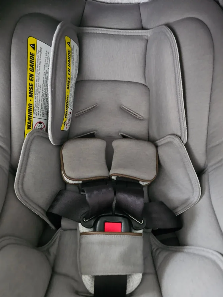 Nuna Pipa Car Seat - Mineral color - Like New (2024) image indicator(4)