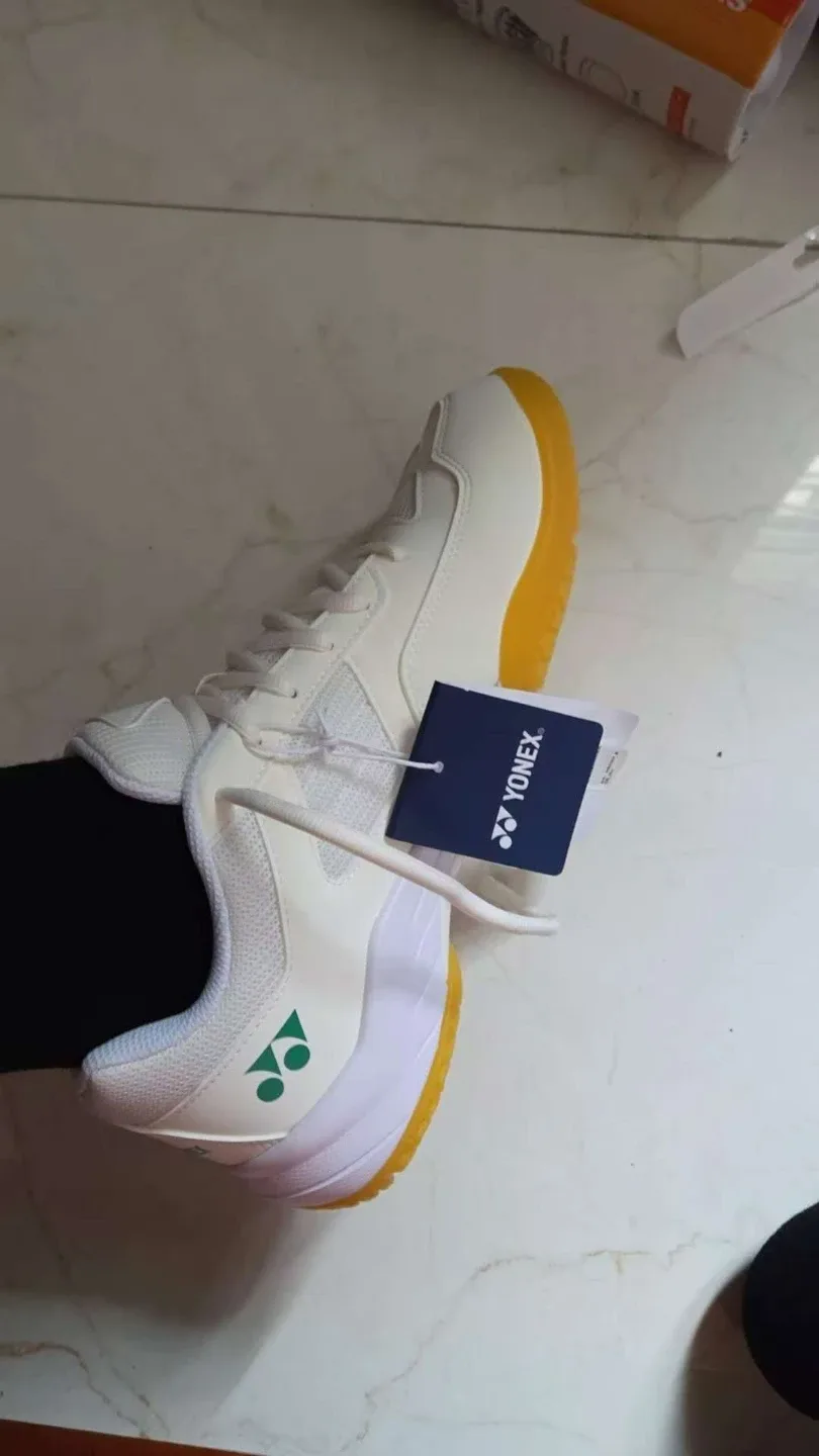 Yonex SHB220CR Badminton Shoes - US 8.5 image indicator(2)