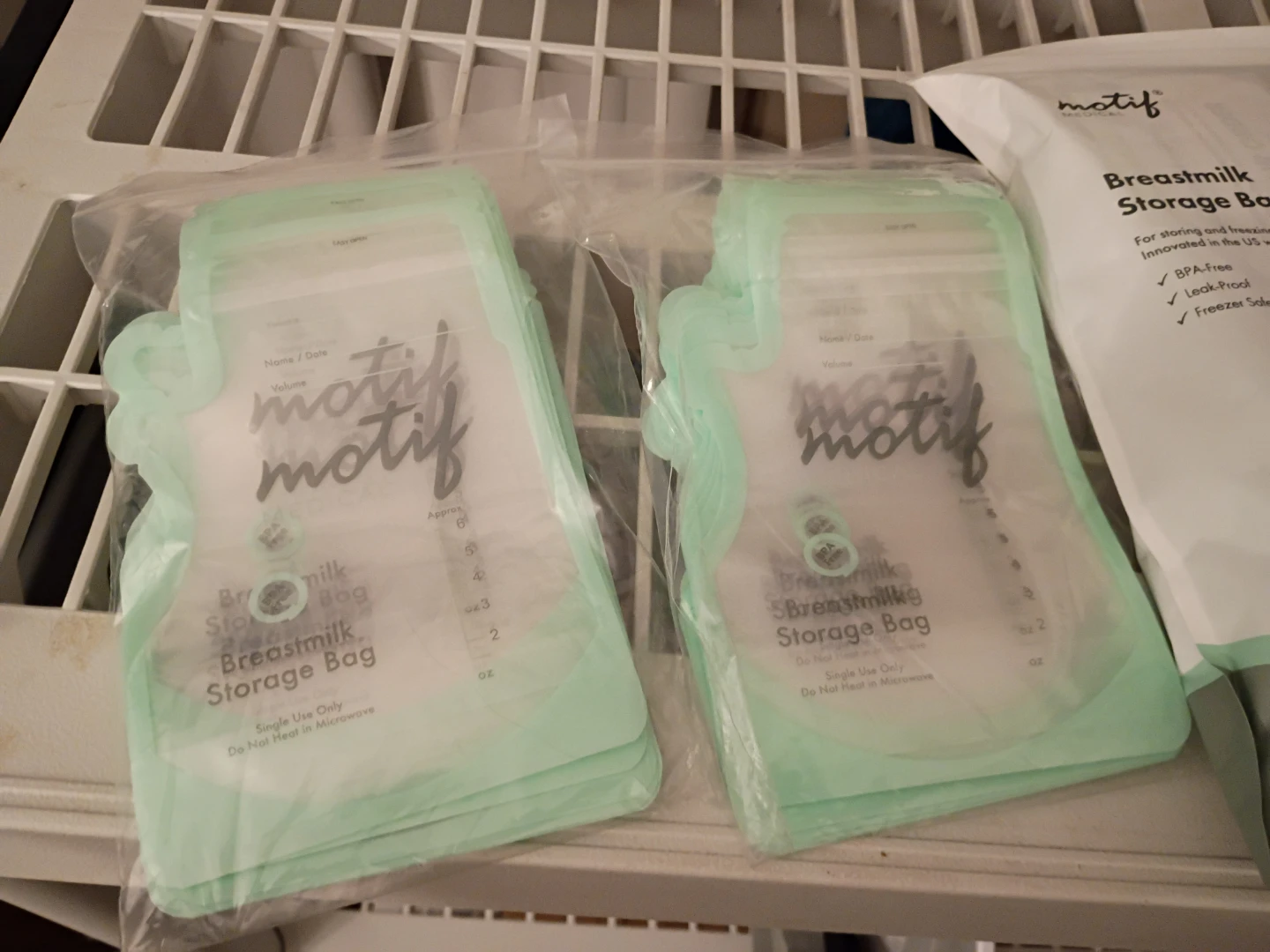 Motif Breastmilk Storage Bags, 100 count