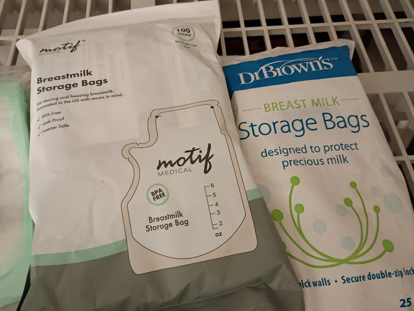 Motif Breastmilk Storage Bags, 100 count - photo 2