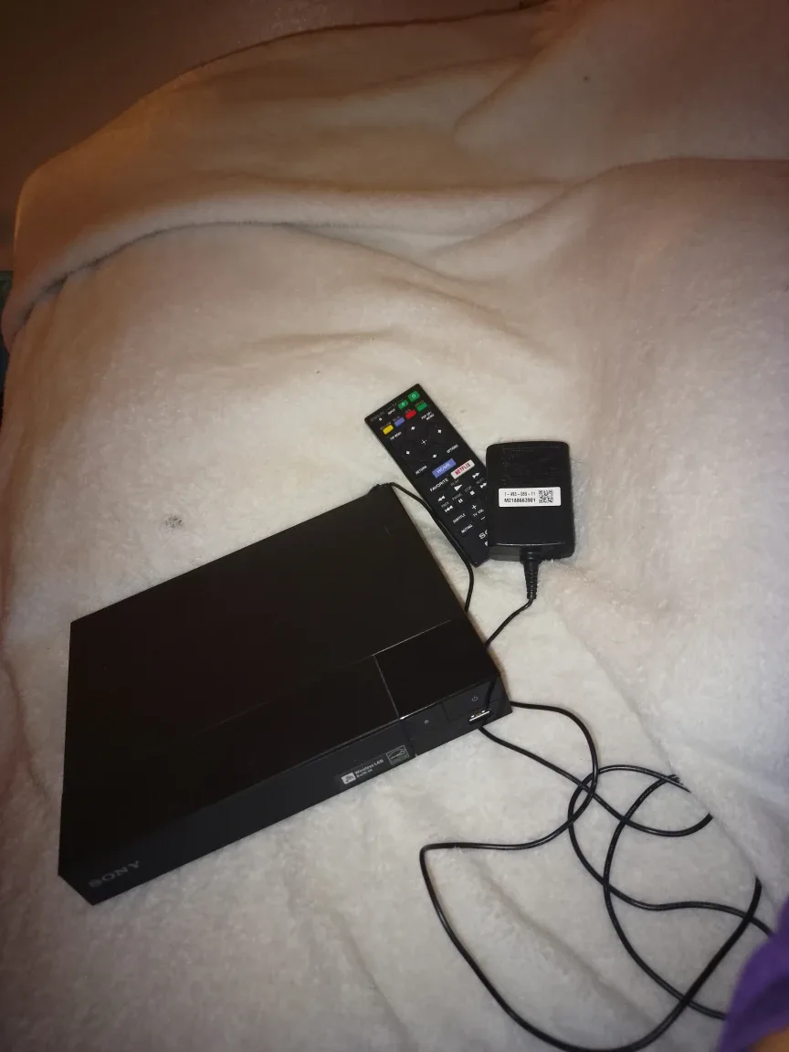 #cleanout Sony BDP-S3700 Blu-ray Disc Player image indicator(3)