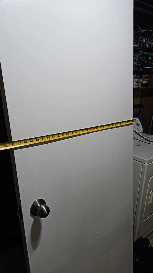 White doors with hand door - photo 4