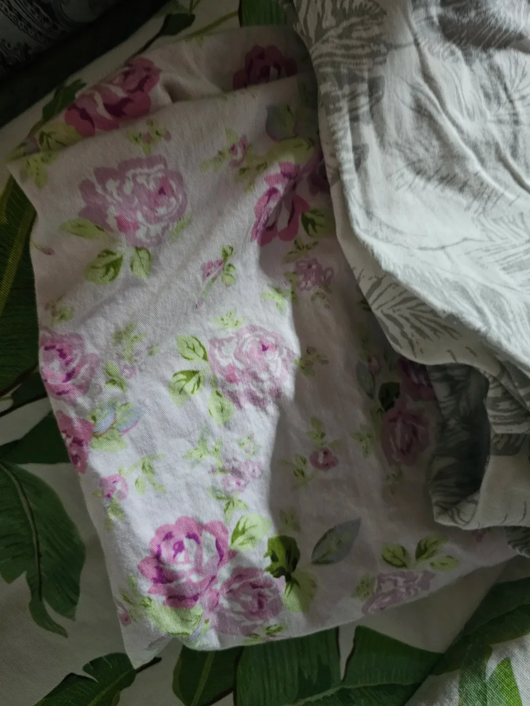 DockATot Deluxe + 2 extra covers  #Cleanout image indicator(3)