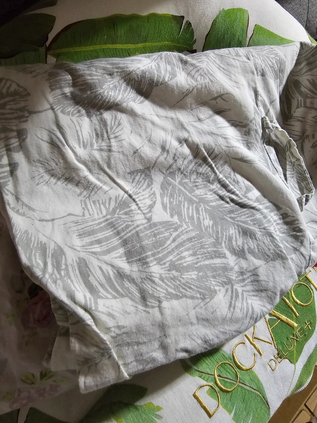 DockATot Deluxe + 2 extra covers  #Cleanout image indicator(4)