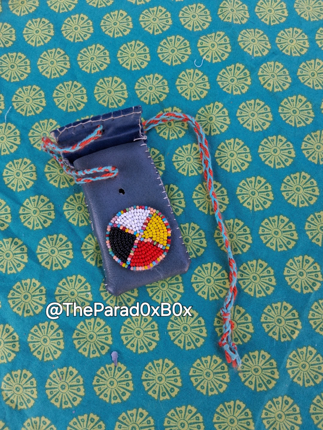 Handmade Beaded Leather Pouch - photo 3