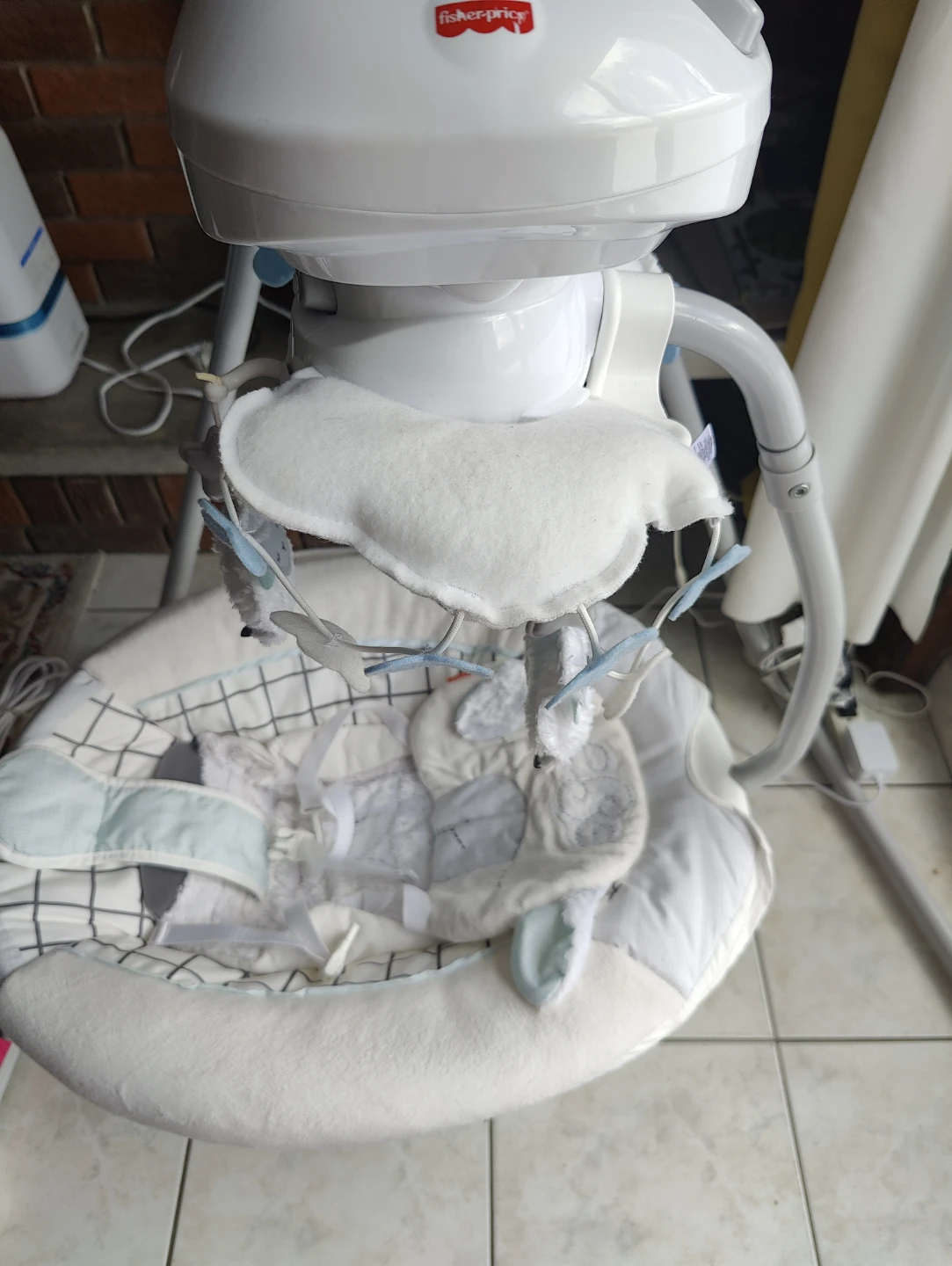Fisher-Price Baby Swing - photo 2