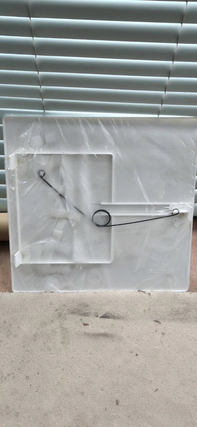 Watts SpringFIT Access Panel 14 in. x 14 in. - photo 2