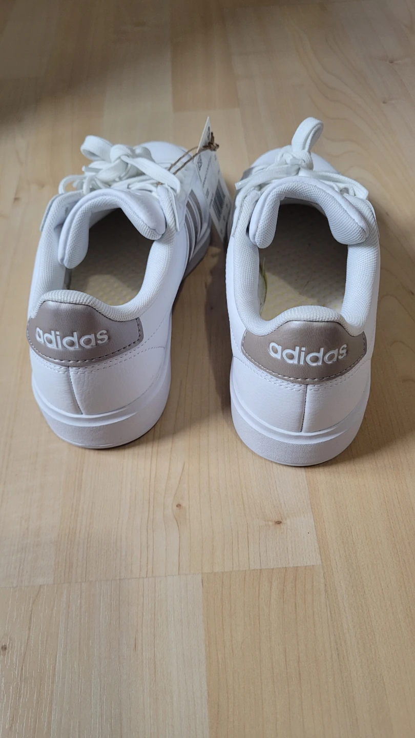 Brand new Adidas runners for sale! - photo 3