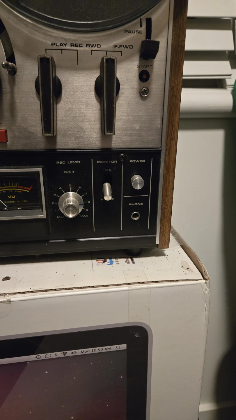 Akai GX-210D Reel-to-Reel Tape Deck - photo 3