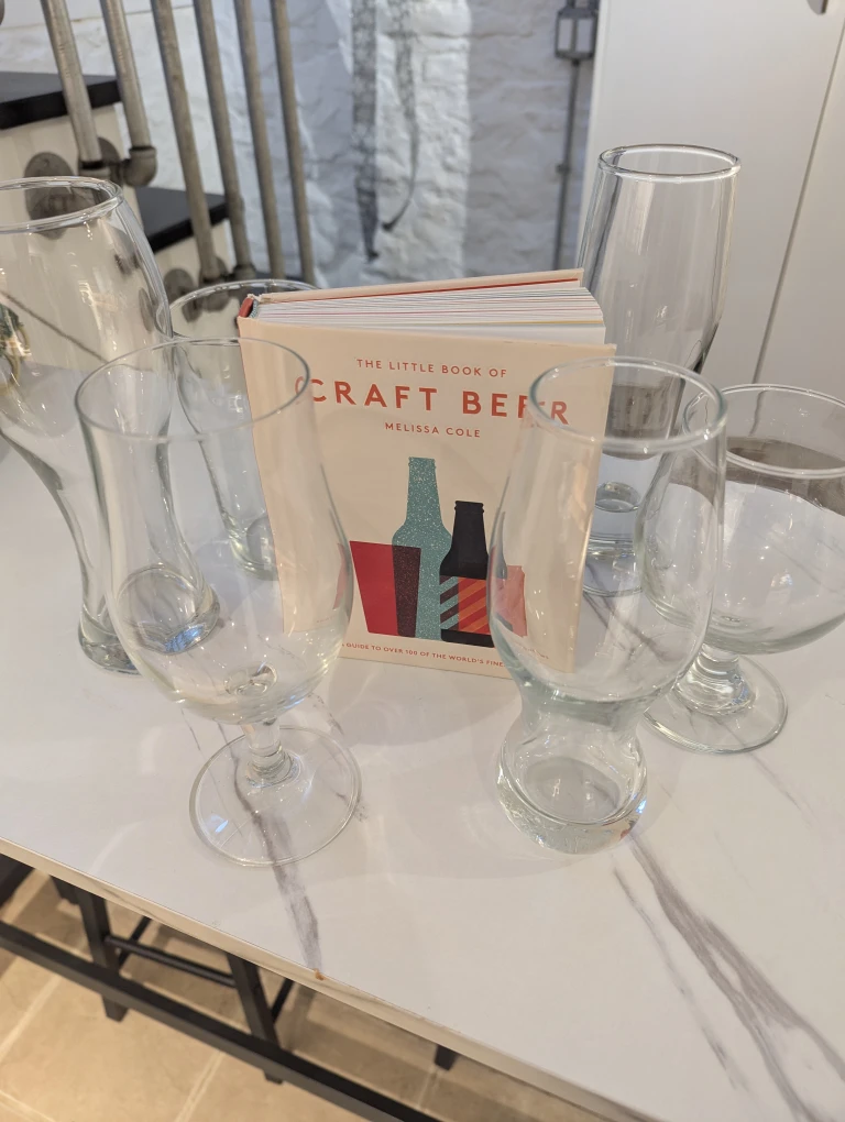 Craft Beer Book & Glasses(moving soon last chance)