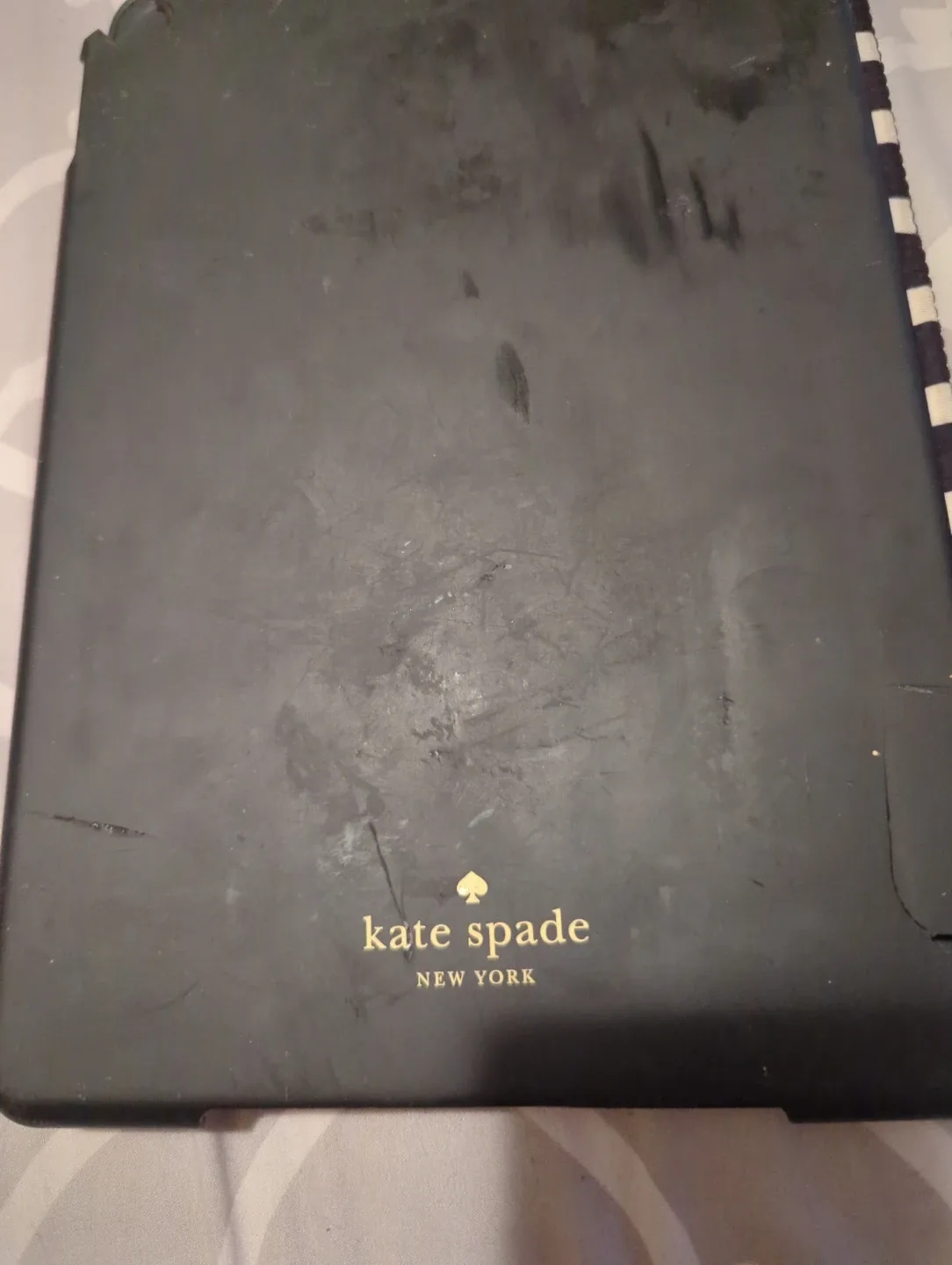 Kate Spade iPad Case image indicator(2)