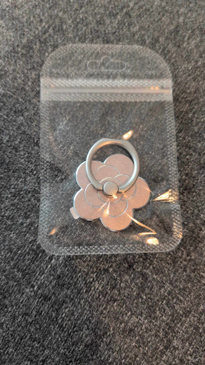 Flower Phone Ring Holder - New in Package!