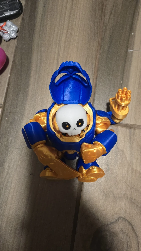 #Cleanout 3D Printed Robot Figure - Blue & Gold