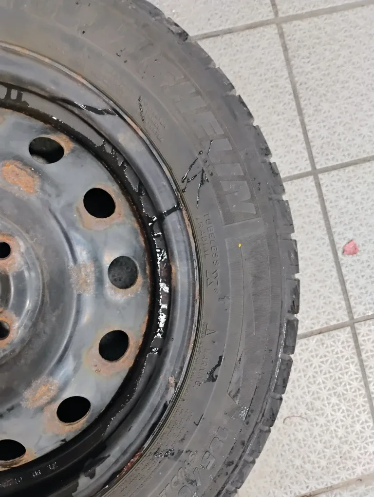 Michelin Winter Tires set of 4 image indicator(3)