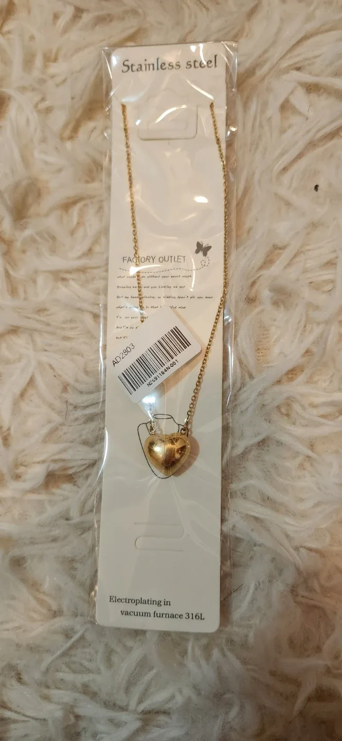 Stainless Steel Heart Necklace - New!