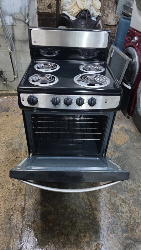 General eléctric 24in Stainless steel stove - photo 2