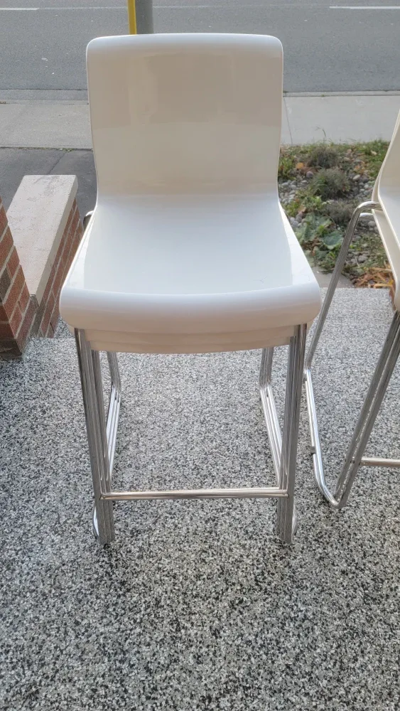 White Bar Stools with Chrome Legs set of 4 image indicator(3)